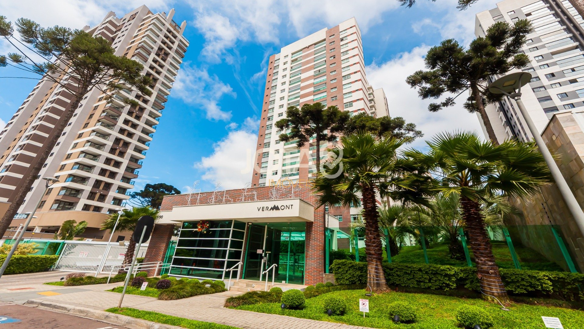 APARTAMENTO 2 QUARTOS ECOVILLE - CONDOMÍNIO CLUBE VERMONT