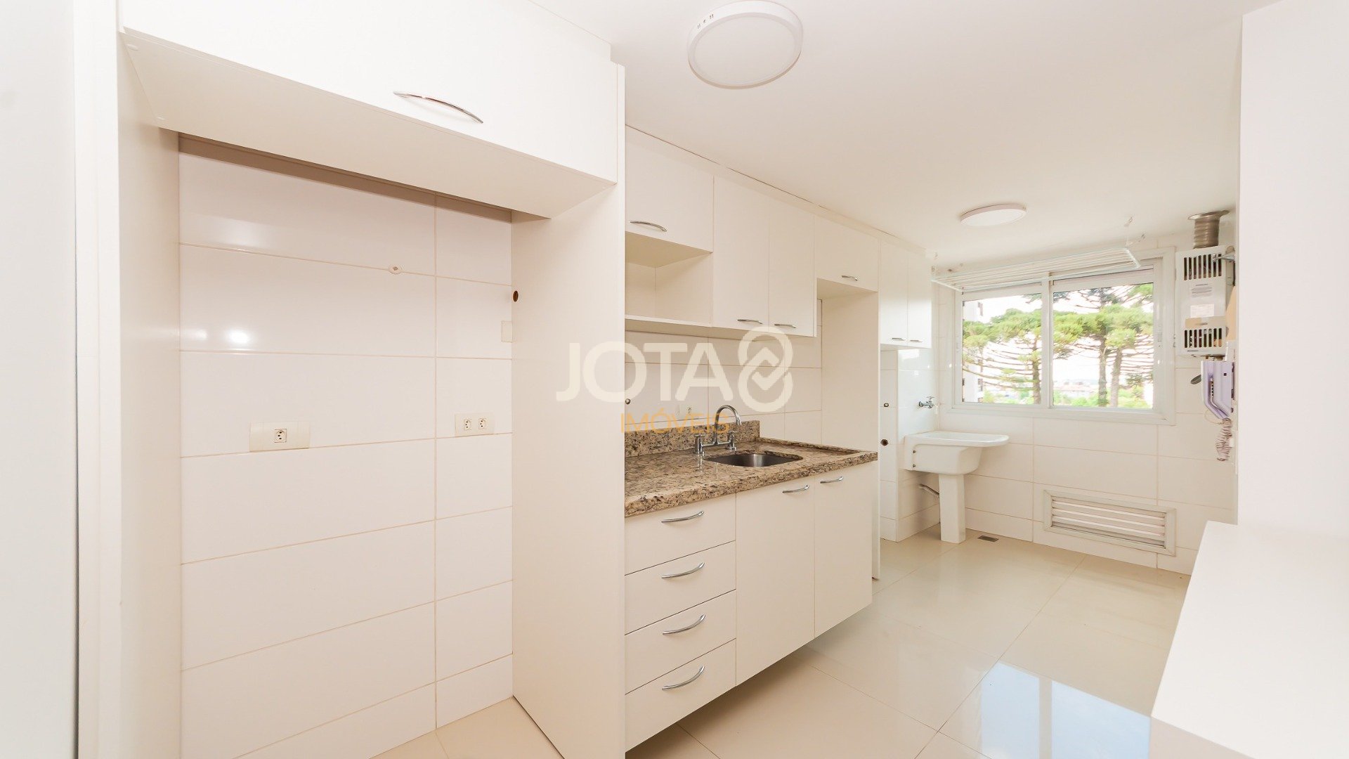 APARTAMENTO 2 QUARTOS ECOVILLE - CONDOMÍNIO CLUBE VERMONT