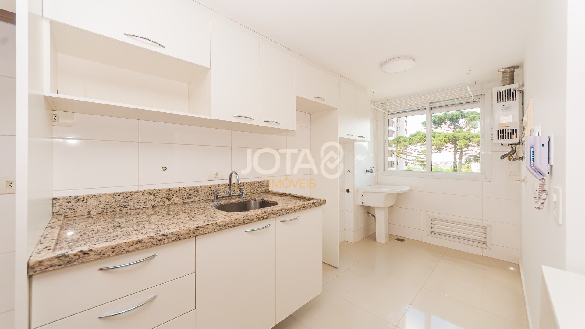 APARTAMENTO 2 QUARTOS ECOVILLE - CONDOMÍNIO CLUBE VERMONT