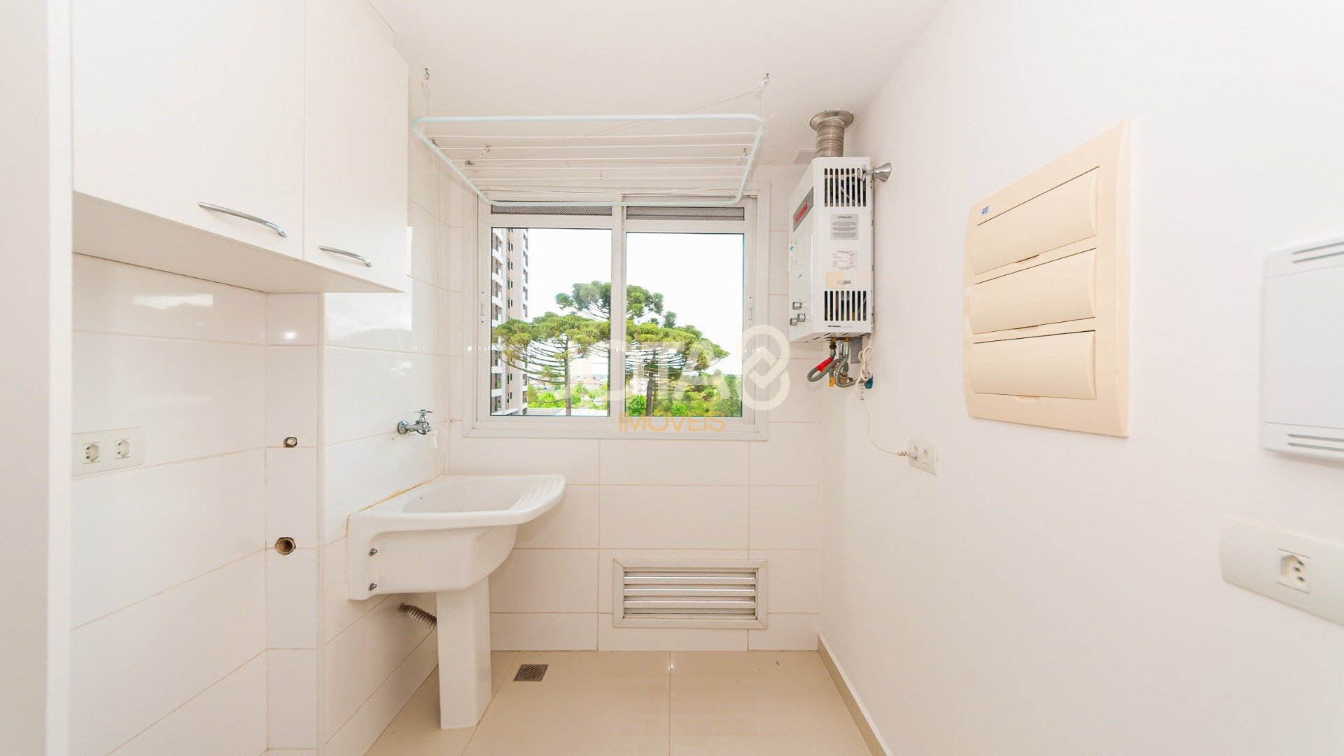 APARTAMENTO 2 QUARTOS ECOVILLE - CONDOMÍNIO CLUBE VERMONT