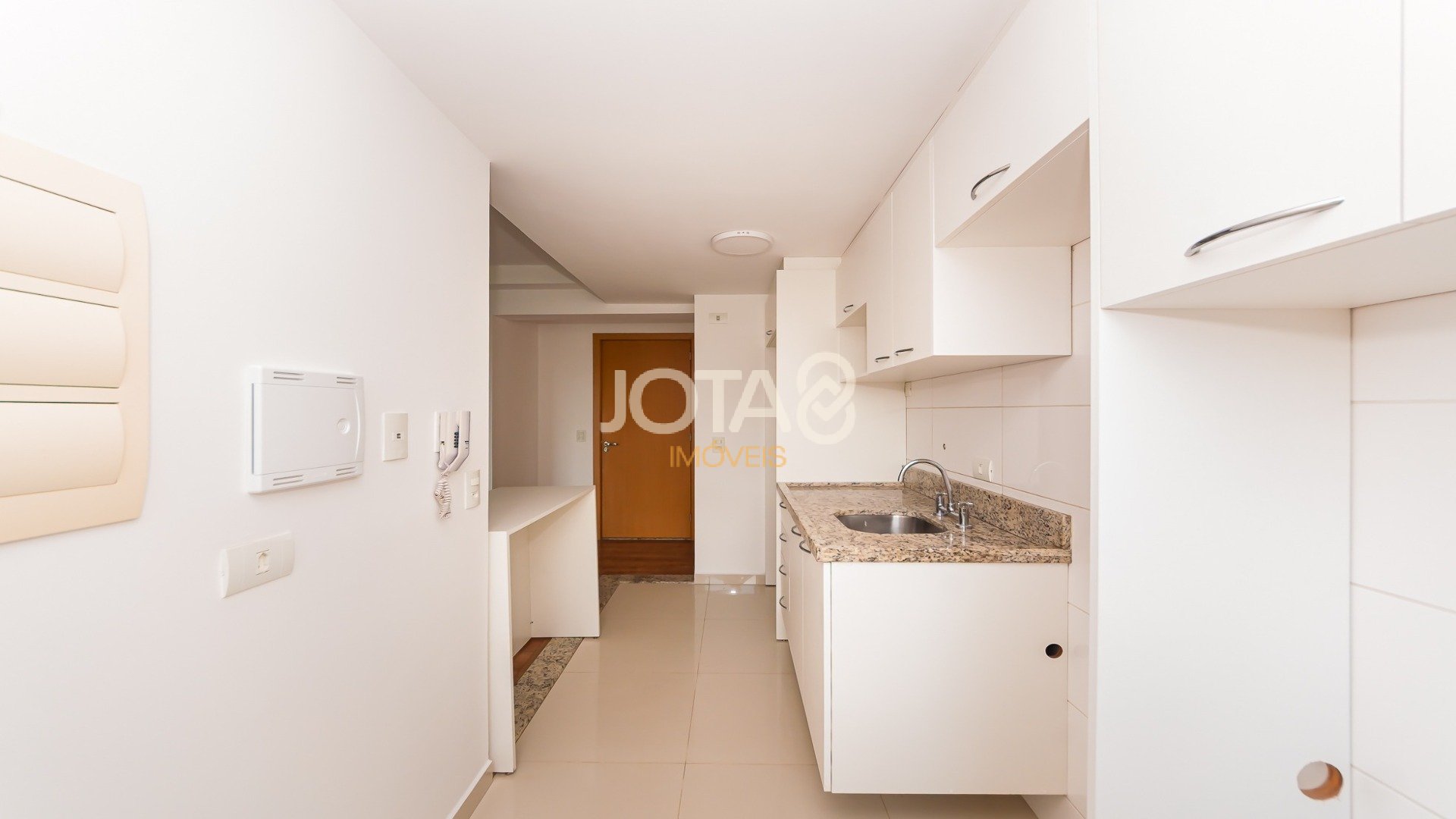 APARTAMENTO 2 QUARTOS ECOVILLE - CONDOMÍNIO CLUBE VERMONT