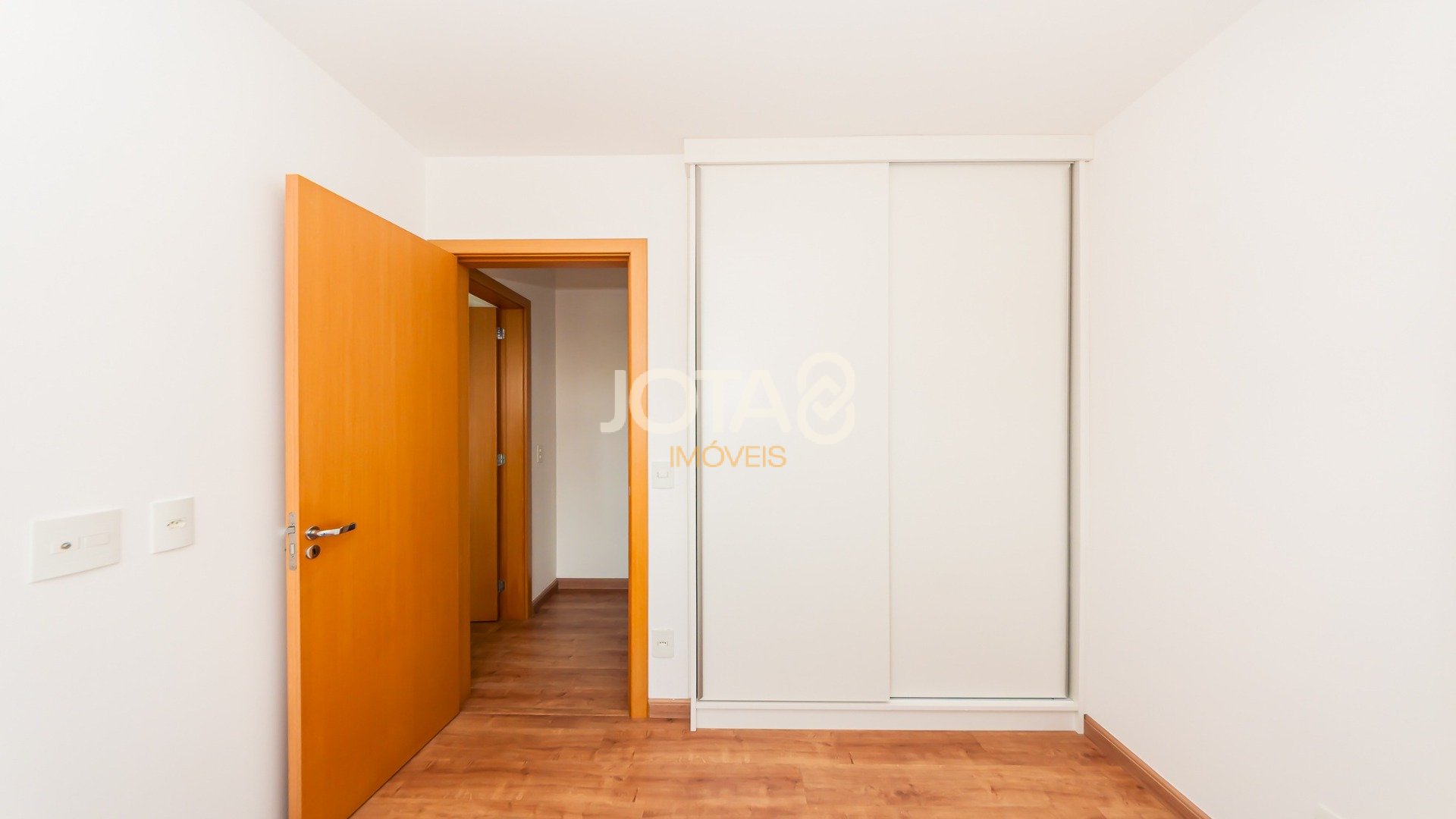 APARTAMENTO 2 QUARTOS ECOVILLE - CONDOMÍNIO CLUBE VERMONT