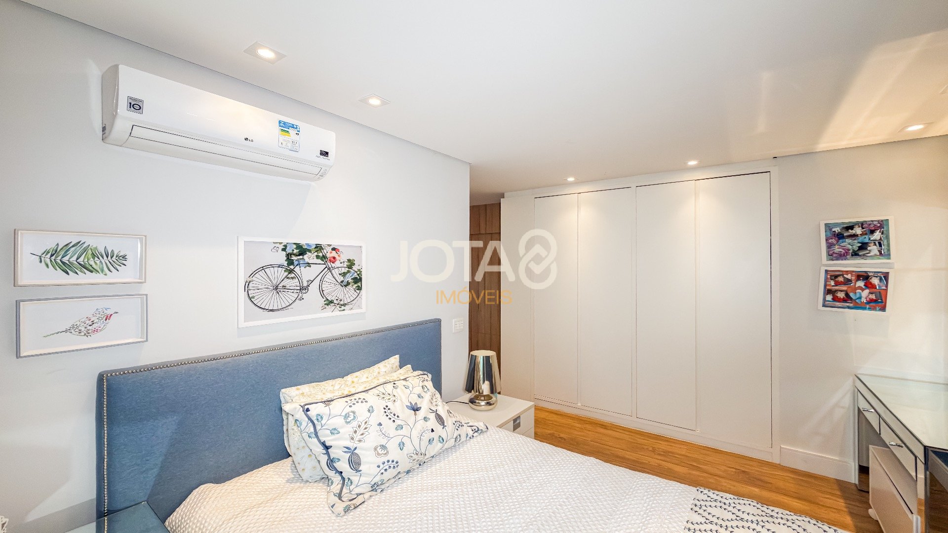 APARTAMENTO COM 3 SUÍTES NO ECOVILLE - CASABLANCA