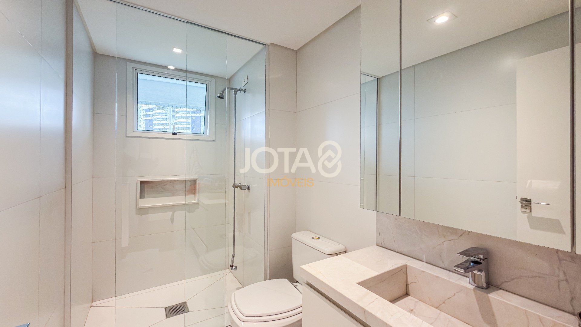 APARTAMENTO COM 3 SUÍTES NO ECOVILLE - CASABLANCA