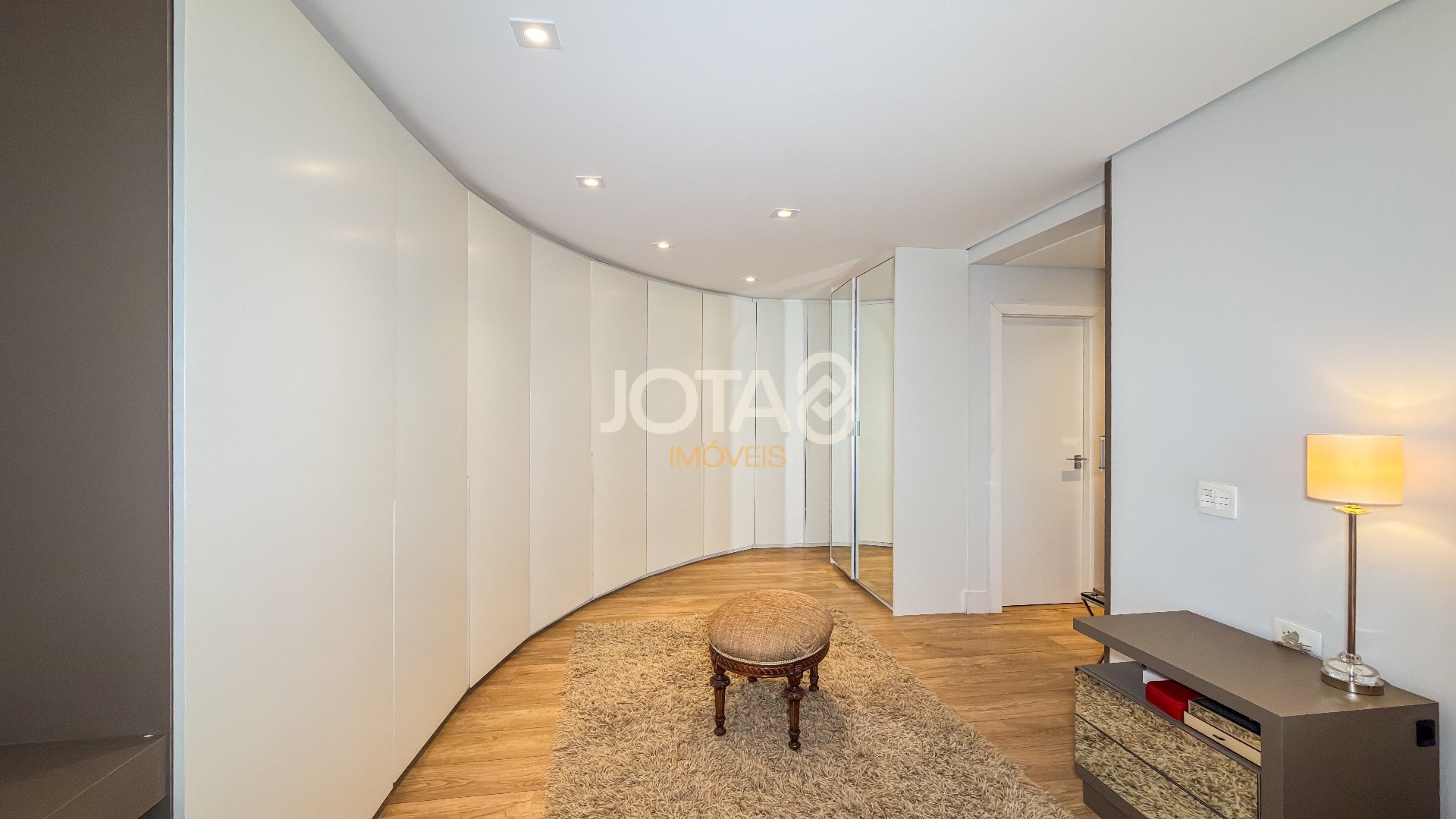 APARTAMENTO COM 3 SUÍTES NO ECOVILLE - CASABLANCA