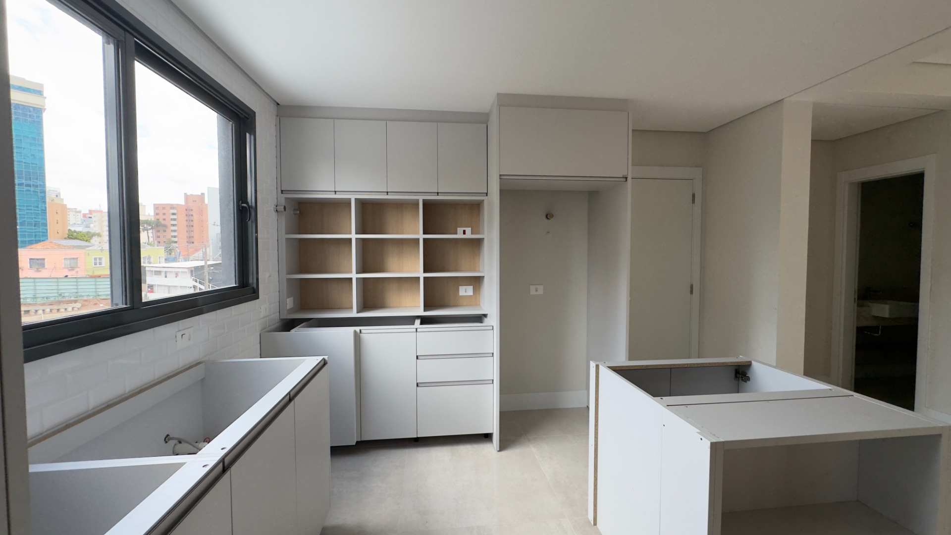 APARATAMENTO COM 3 SUÍTES E 3 VAGAS