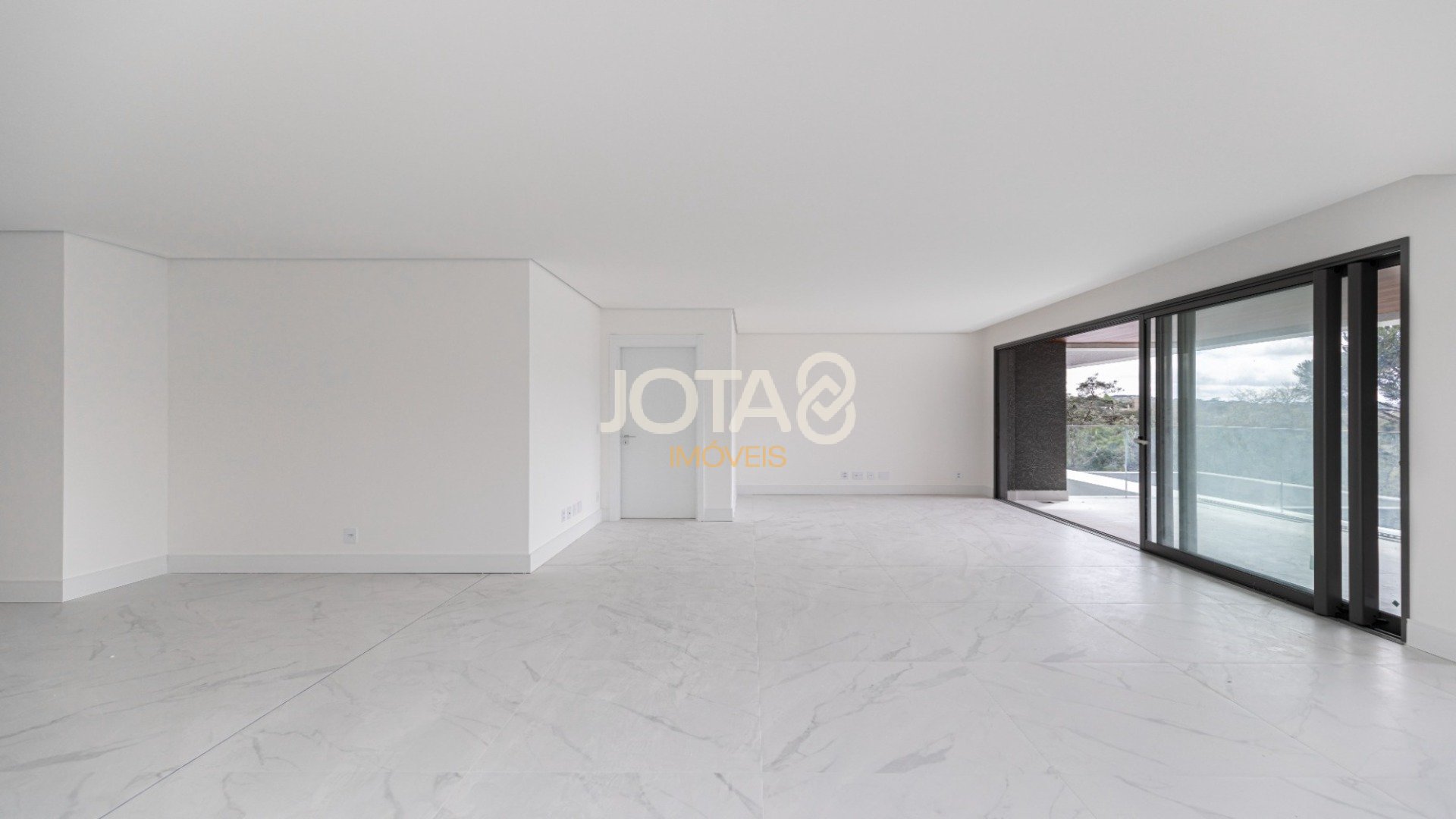 REVENDA LANDHAUS - 3 SUITES E 4 VAGAS NO ECOVILLE