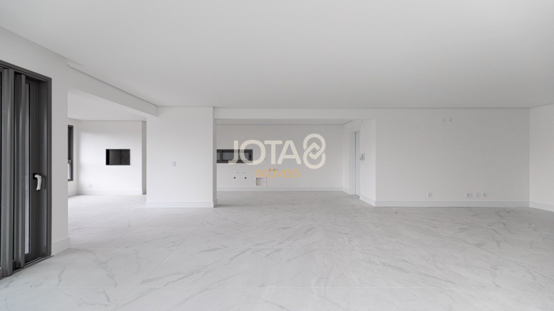 REVENDA LANDHAUS - 3 SUITES E 4 VAGAS NO ECOVILLE