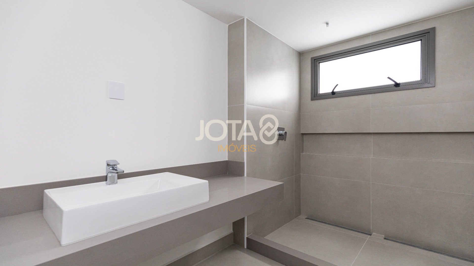 REVENDA LANDHAUS - 3 SUITES E 4 VAGAS NO ECOVILLE