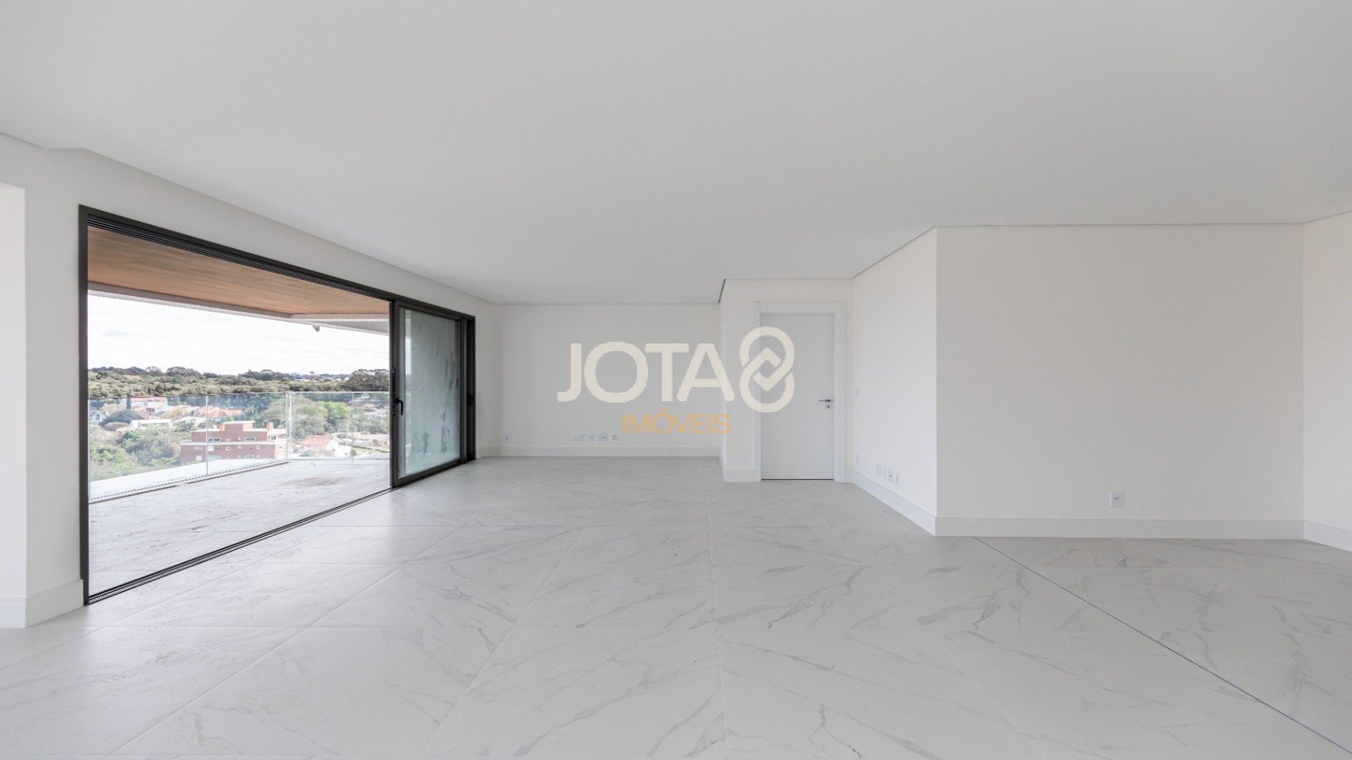 RENVENDA LANDHAUS - ANDAR ALTO - 3 SUÍTES E 4 VAGAS - ECOVILLE