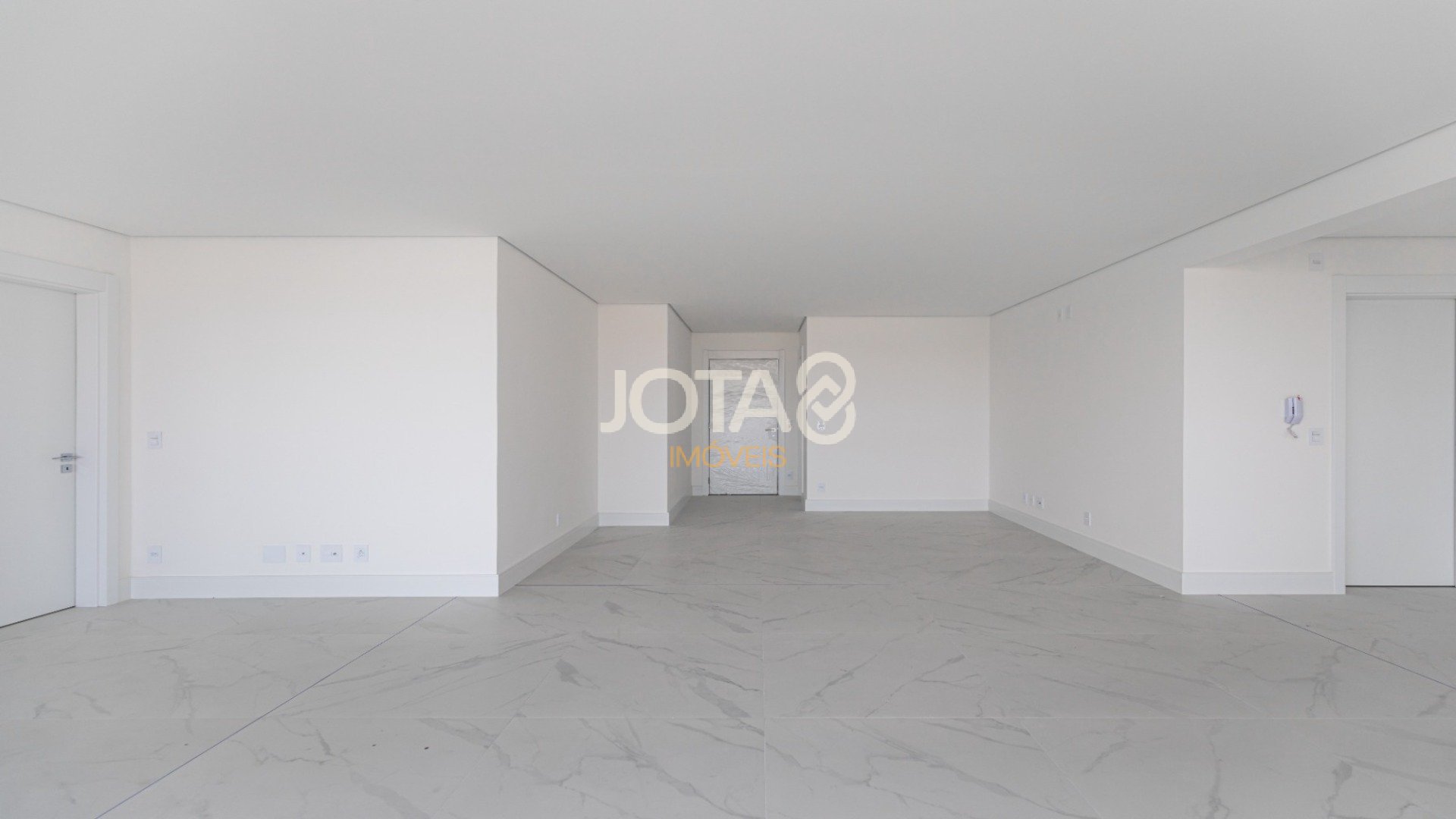 RENVENDA LANDHAUS - ANDAR ALTO - 3 SUÍTES E 4 VAGAS - ECOVILLE