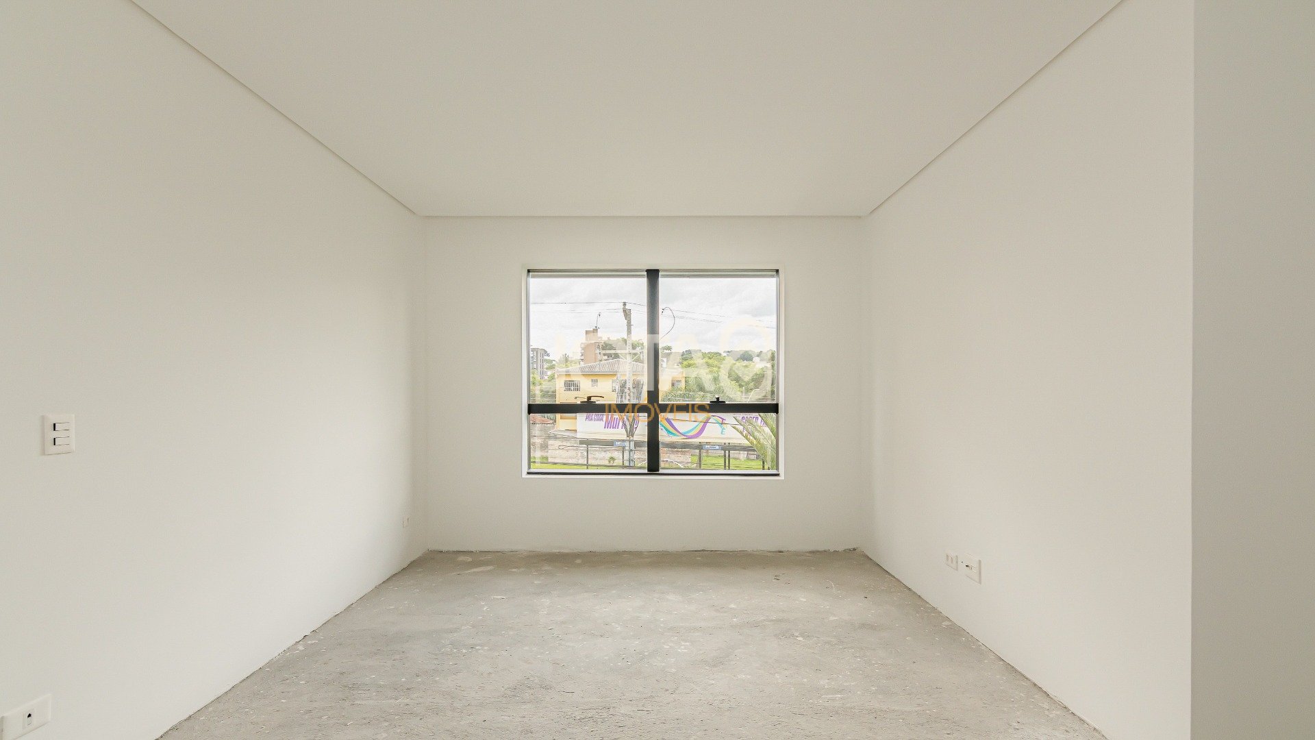 APARTAMENTO COM 3 SUÍTES   NO BIGORRILHO