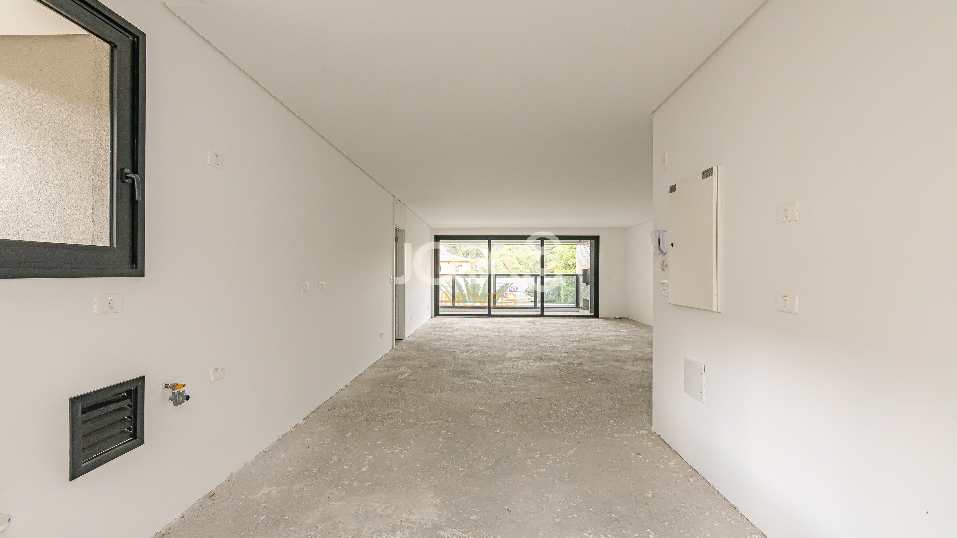 APARTAMENTO COM 3 SUÍTES   NO BIGORRILHO