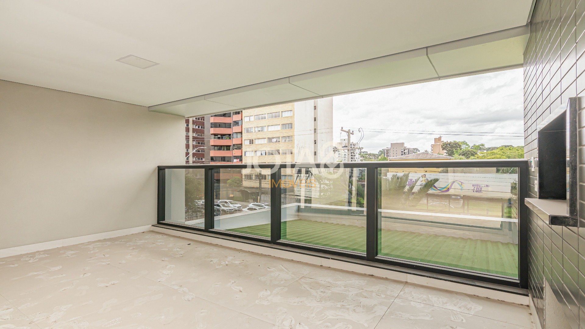 APARTAMENTO COM 3 SUÍTES   NO BIGORRILHO