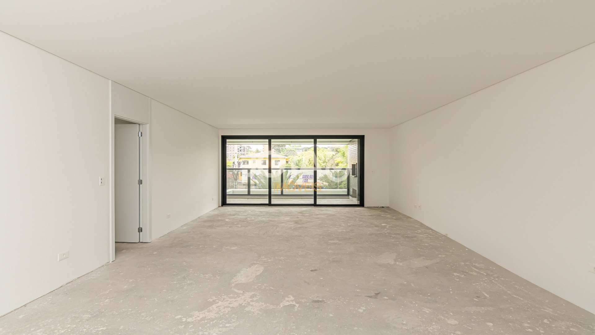 APARTAMENTO COM 3 SUÍTES   NO BIGORRILHO