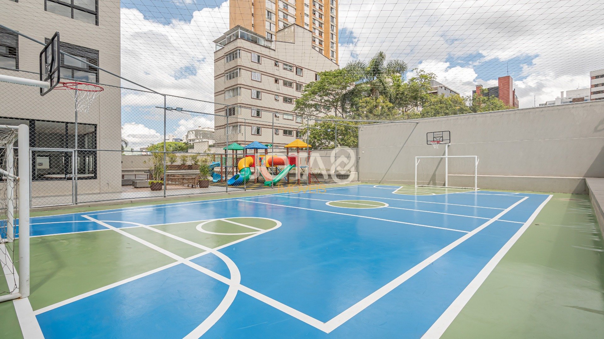 APARTAMENTO COM 3 SUÍTES   NO BIGORRILHO