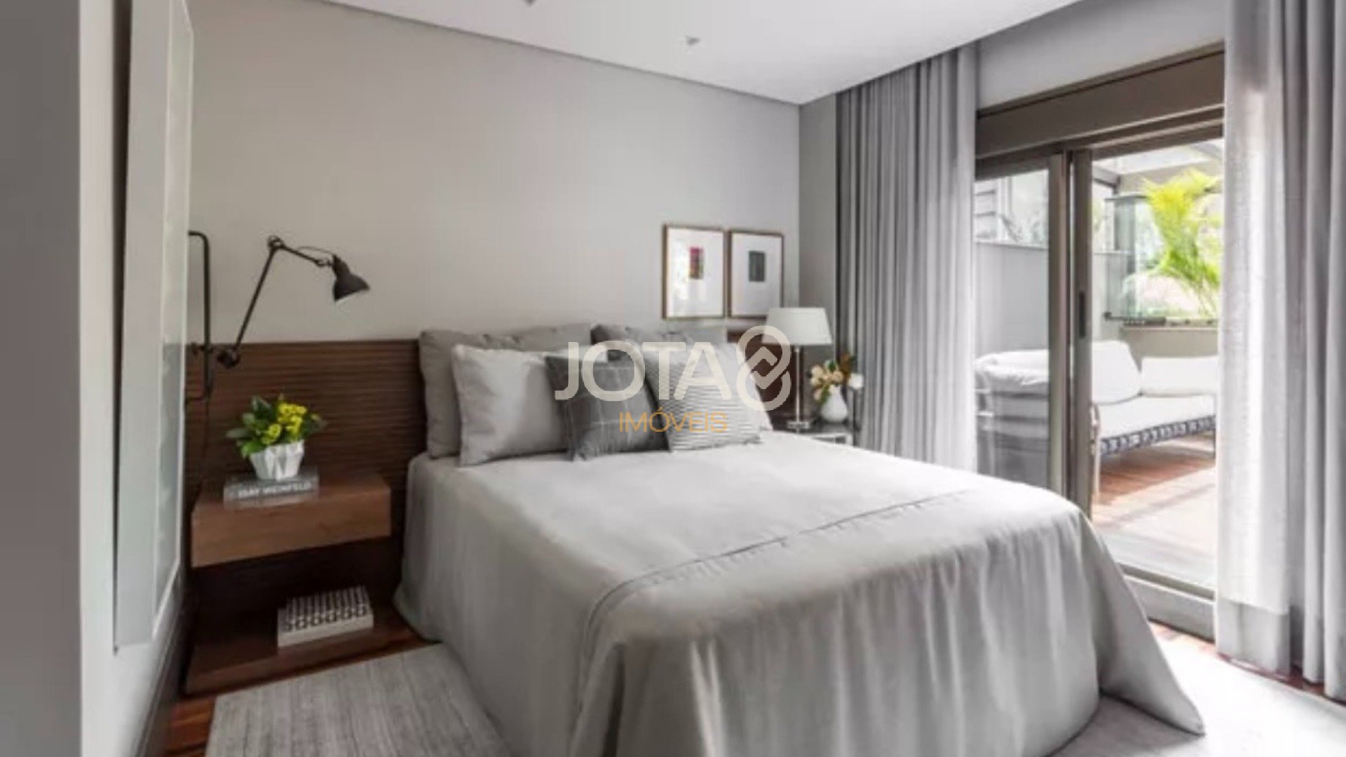 MODERNO APARTAMENTO DE 2 QUARTOS NO BATEL