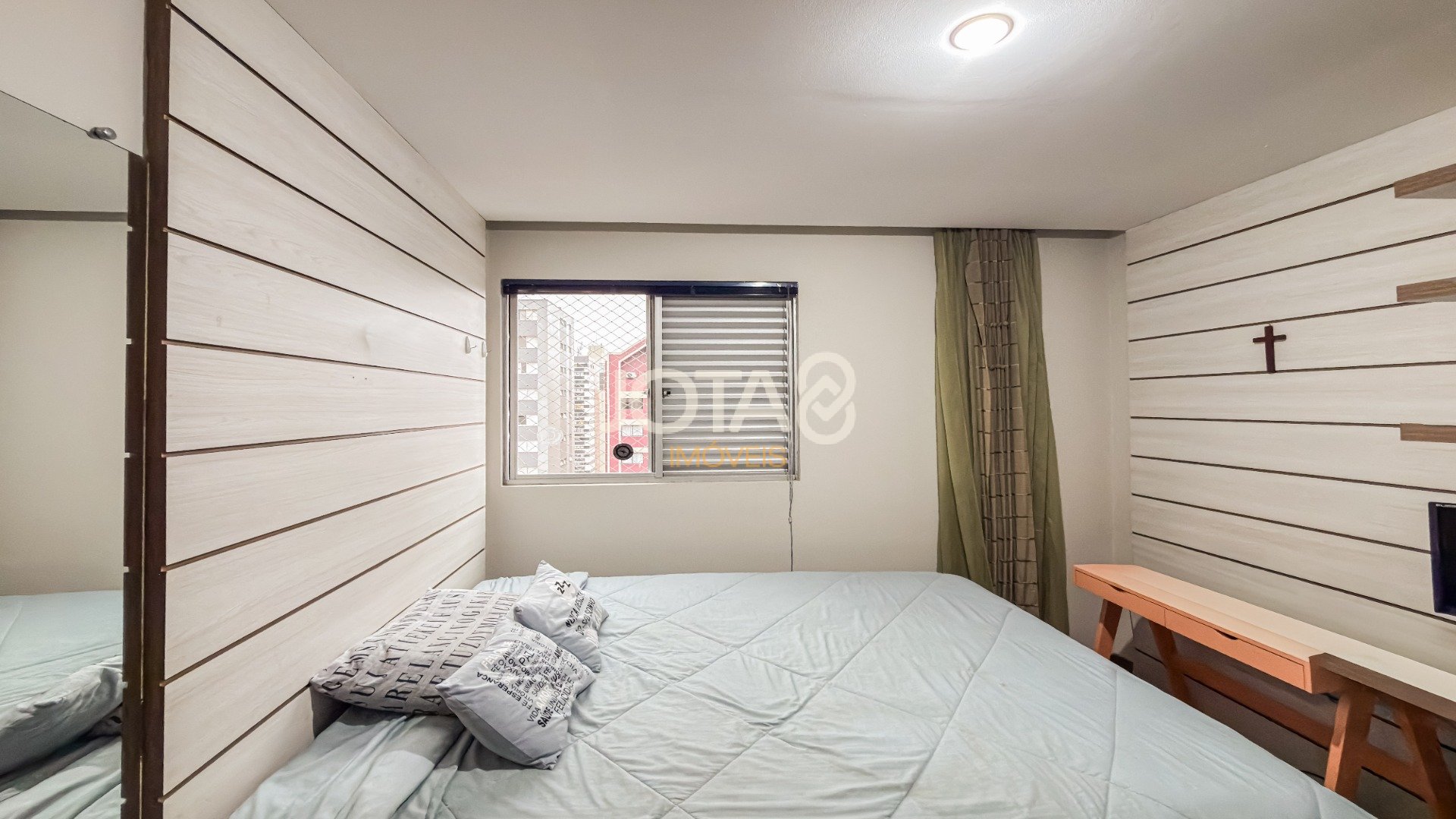 APARTAMENTO COM 3 QUARTOS NO BATEL