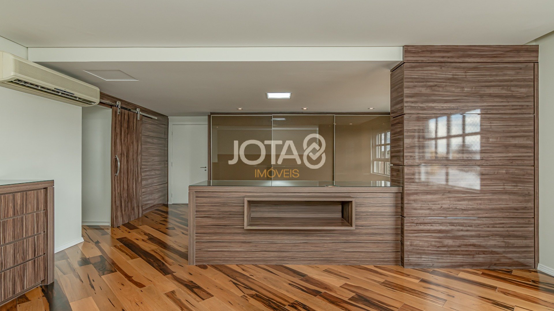 APARTAMENTO 4 QUARTOS NO BIGORRILHO!