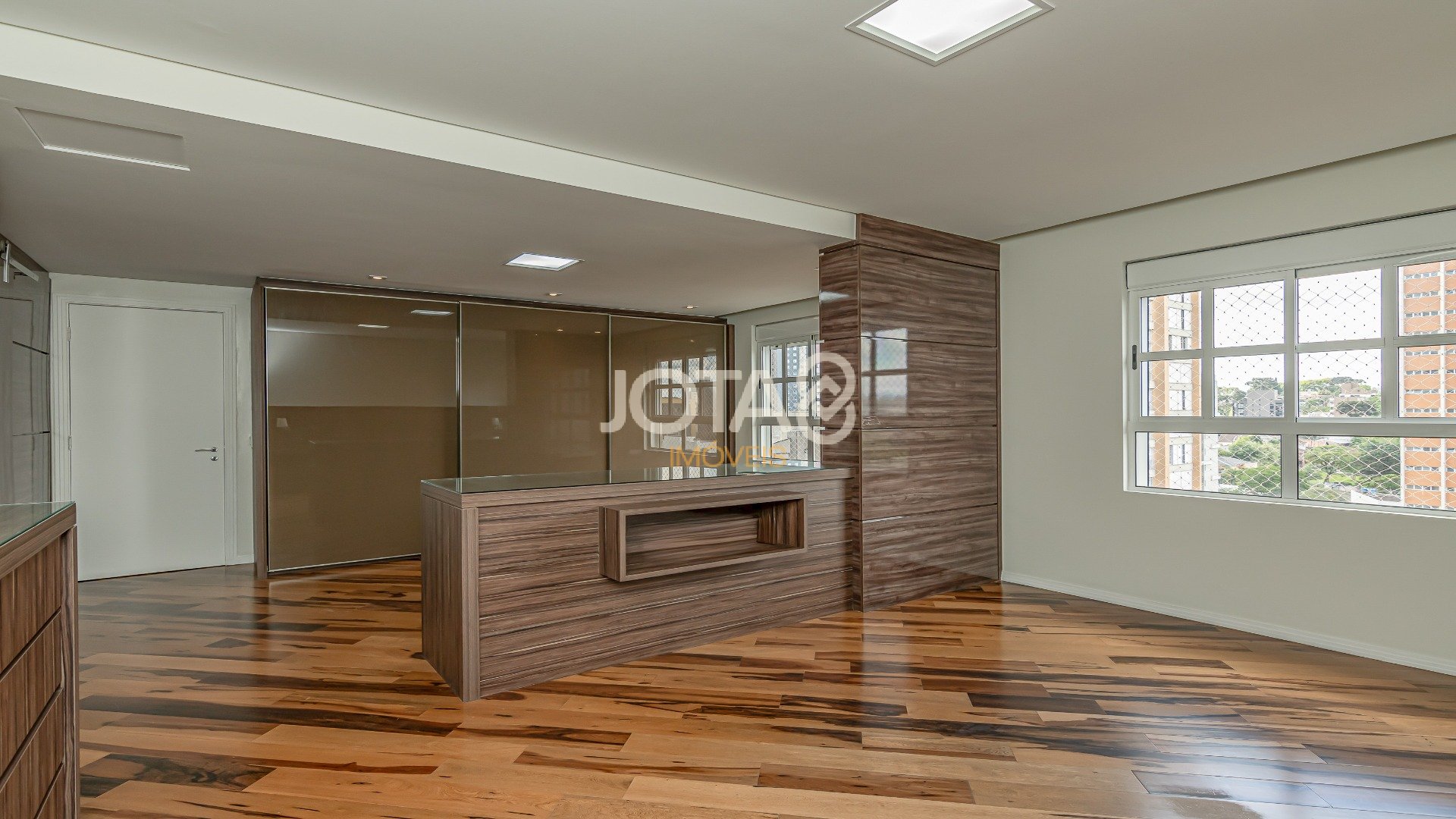 APARTAMENTO 4 QUARTOS NO BIGORRILHO!