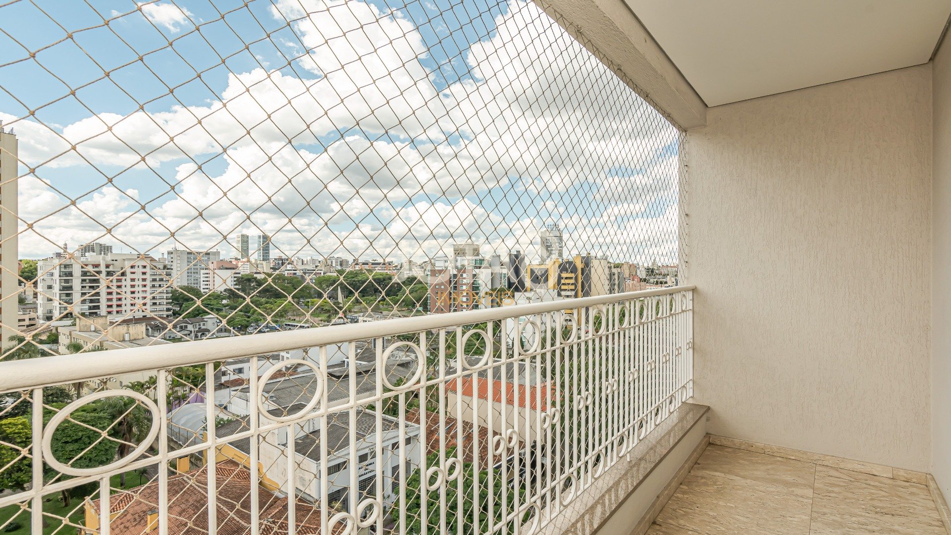 APARTAMENTO 4 QUARTOS NO BIGORRILHO!