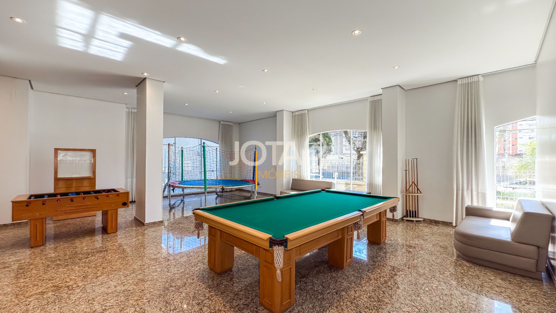 APARTAMENTO 4 QUARTOS NO BIGORRILHO!