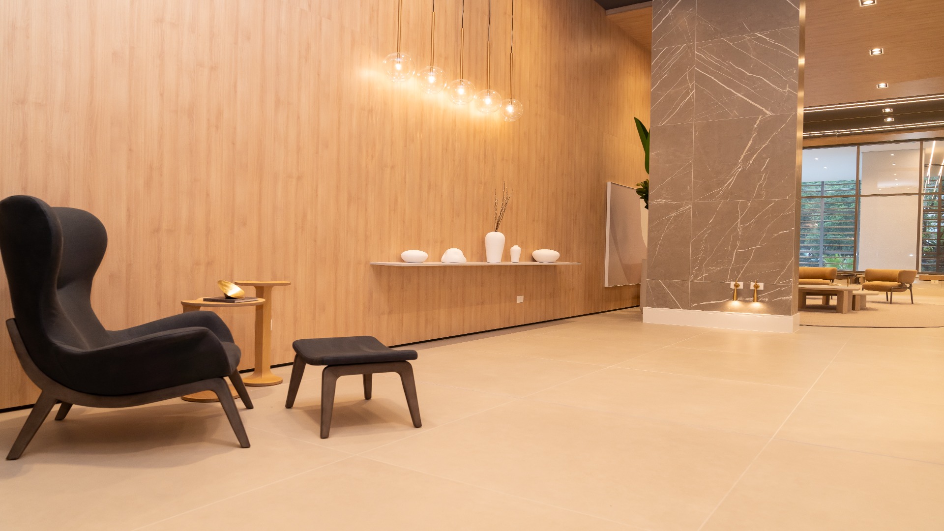 APARTAMENTO COM 3 SUÍTES E 4 VAGAS NO ECOVILLE