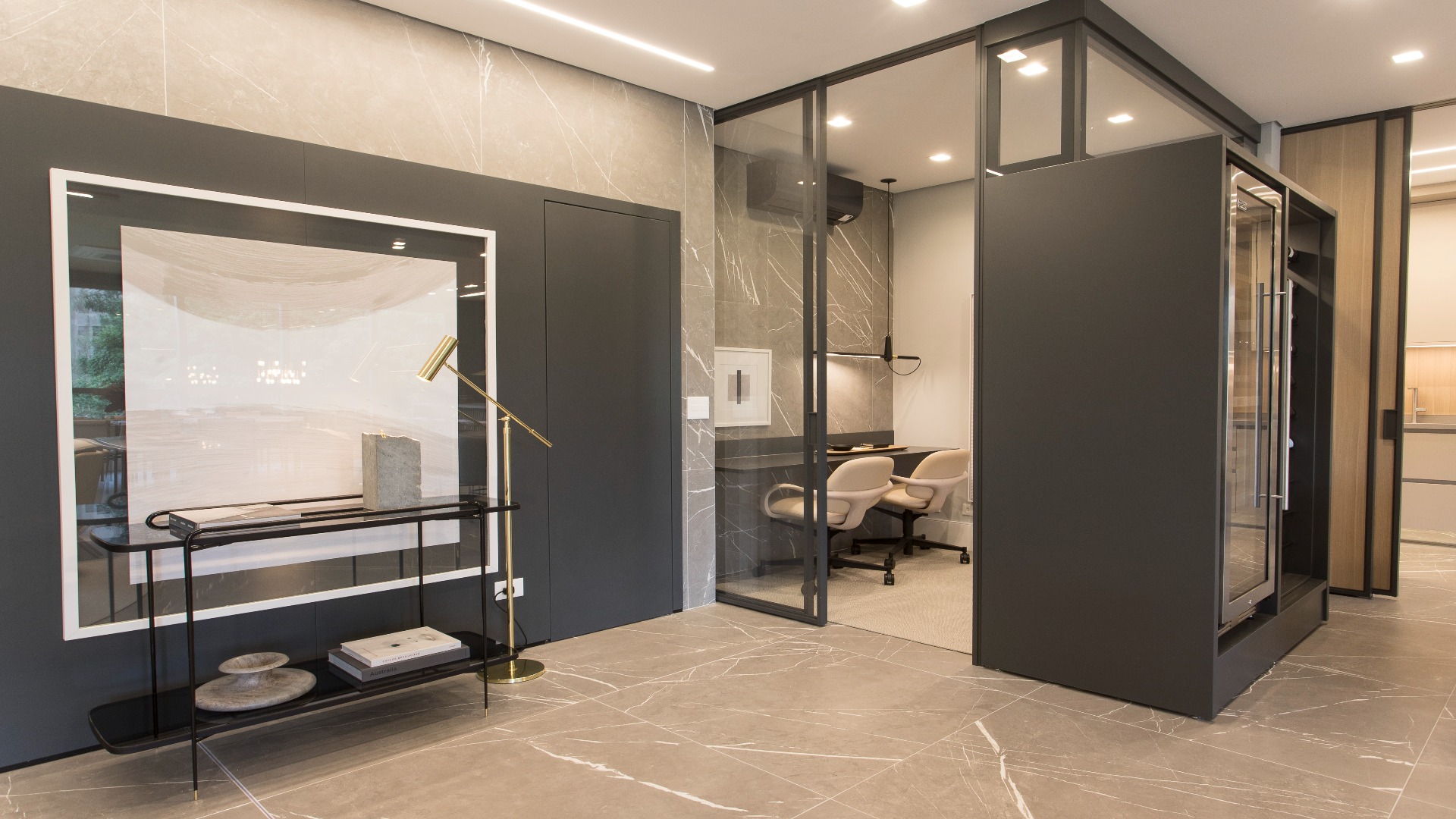 APARTAMENTO COM 3 SUÍTES E 4 VAGAS NO ECOVILLE