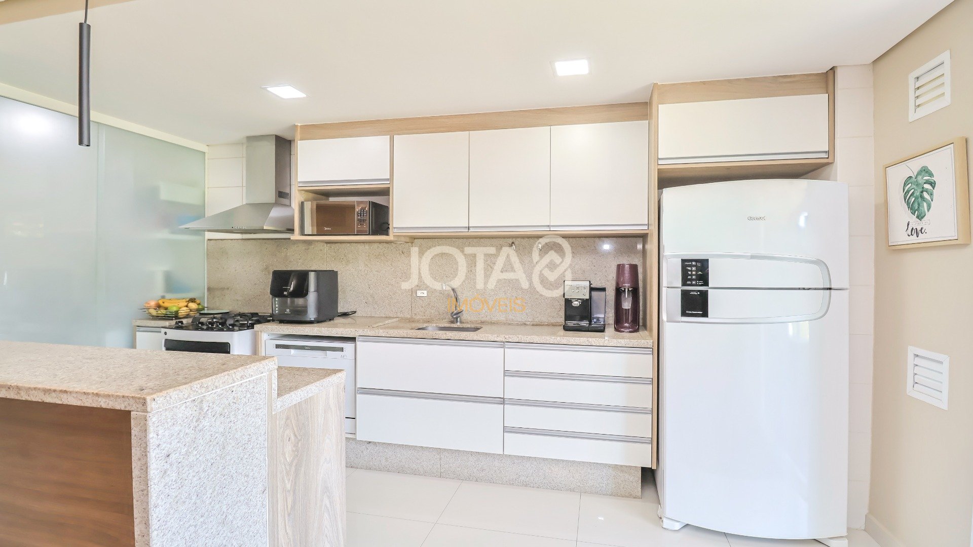 LINDO APARTAMENTO COM 3 QUARTOS NO ECOVILLE