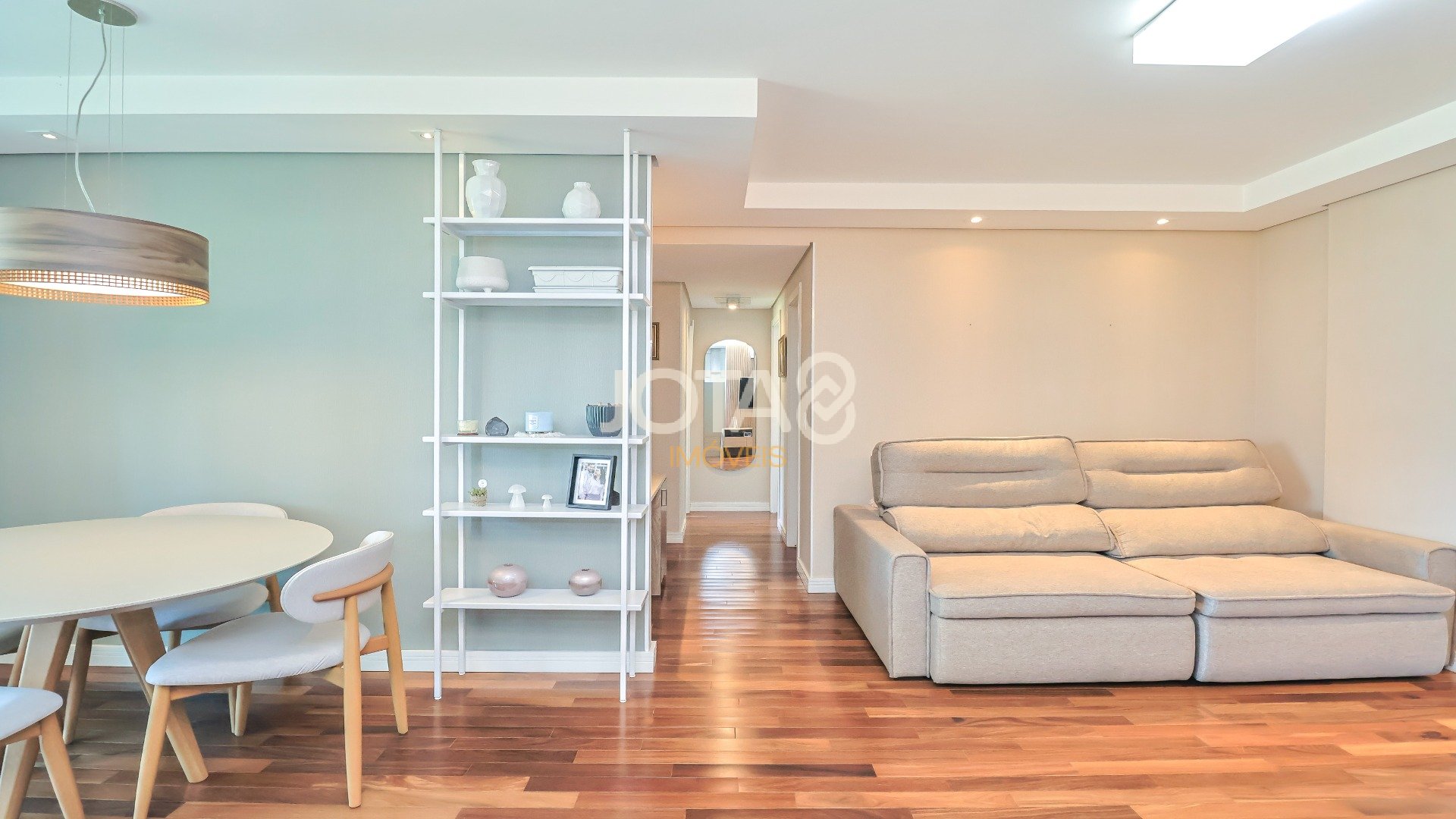 LINDO APARTAMENTO COM 3 QUARTOS NO ECOVILLE