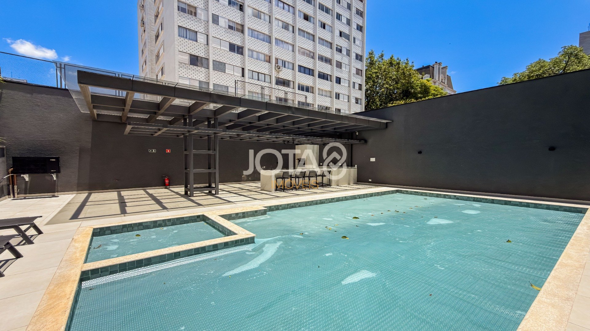 APARTAMENTO MOBILIADO 2 QUARTOS NO BIGORRILHO