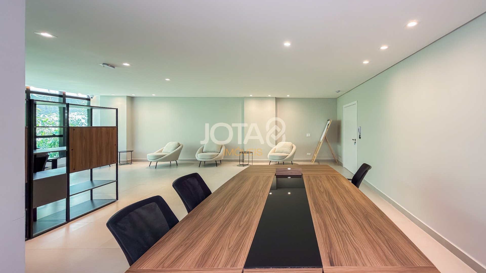 APARTAMENTO MOBILIADO 2 QUARTOS NO BIGORRILHO