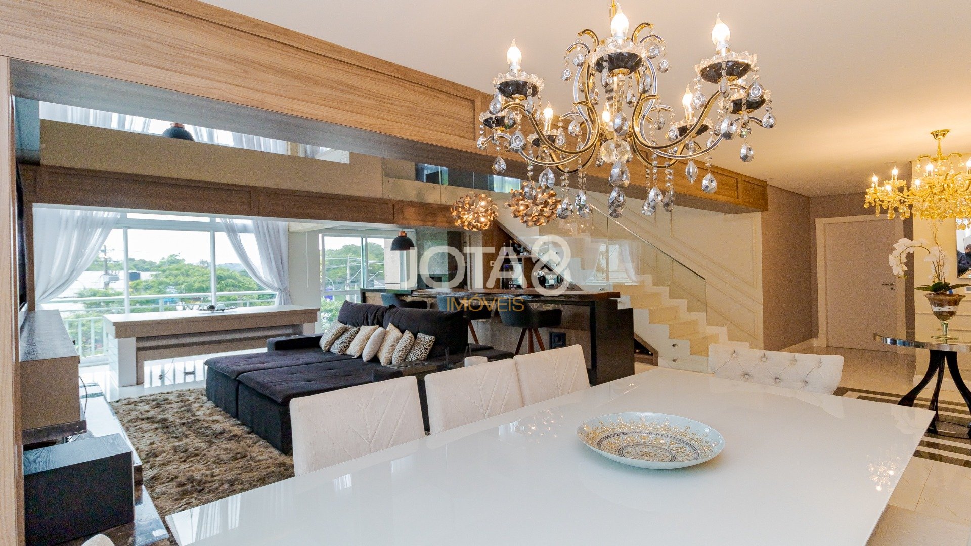 APARTAMENTO 3 SUÍTES COM ELEVADOR PRIVATIVO NO ECOVILLE - COND CLUBE