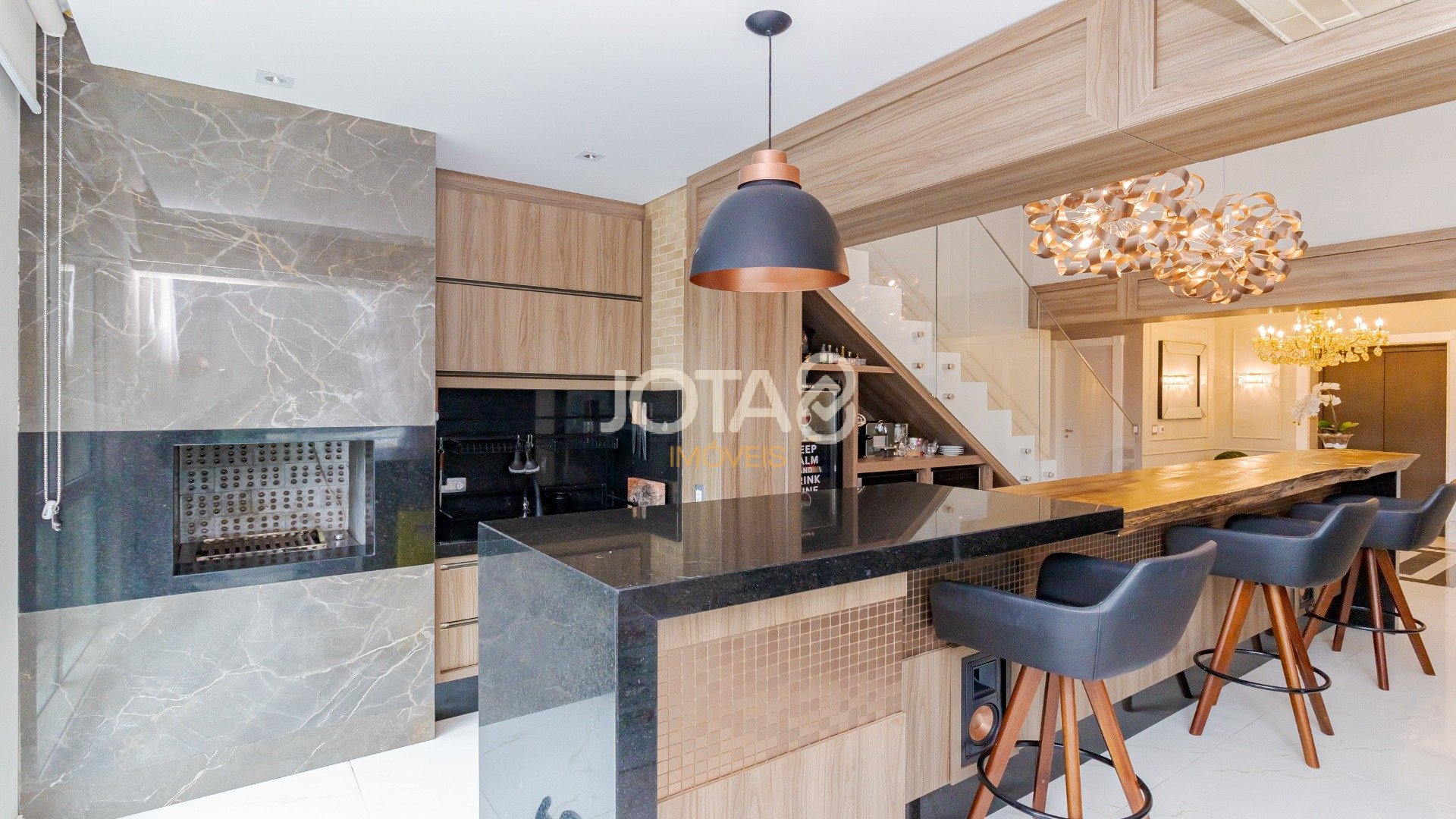 APARTAMENTO 3 SUÍTES COM ELEVADOR PRIVATIVO NO ECOVILLE - COND CLUBE