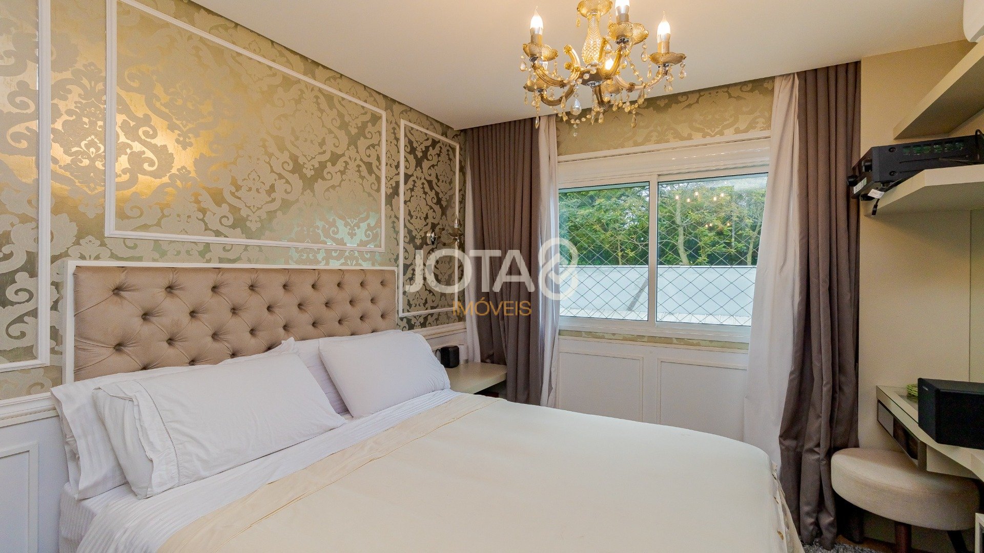 APARTAMENTO 3 SUÍTES COM ELEVADOR PRIVATIVO NO ECOVILLE - COND CLUBE