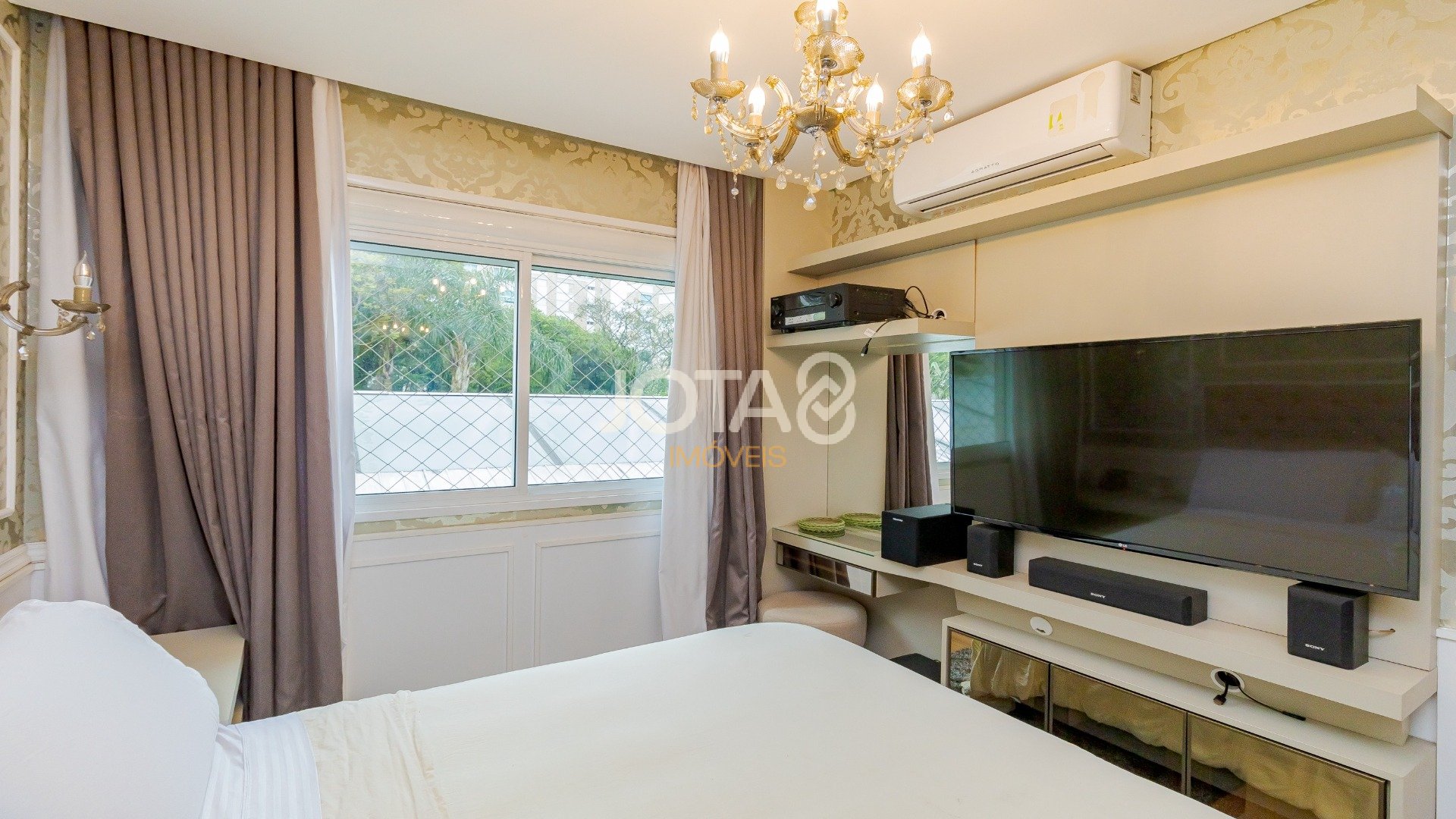 APARTAMENTO 3 SUÍTES COM ELEVADOR PRIVATIVO NO ECOVILLE - COND CLUBE