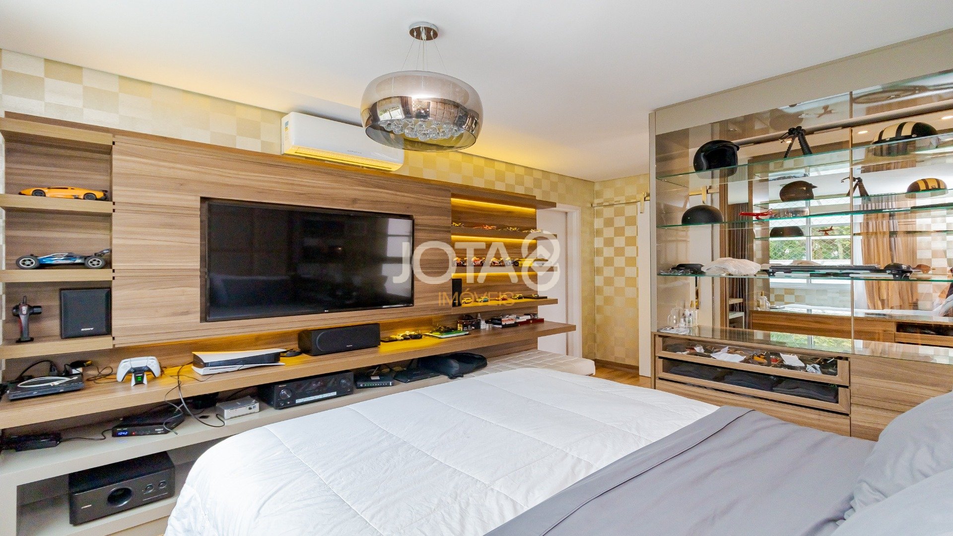 APARTAMENTO 3 SUÍTES COM ELEVADOR PRIVATIVO NO ECOVILLE - COND CLUBE