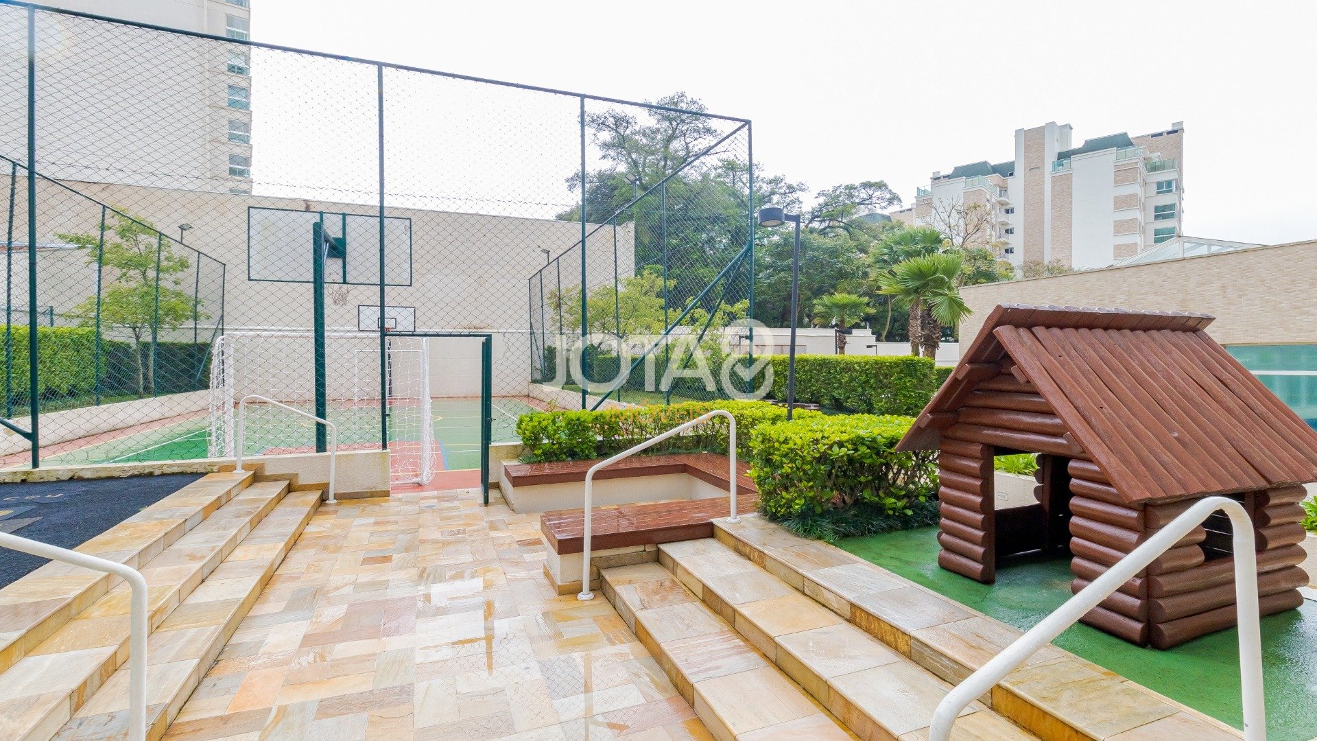 APARTAMENTO 3 SUÍTES COM ELEVADOR PRIVATIVO NO ECOVILLE - COND CLUBE