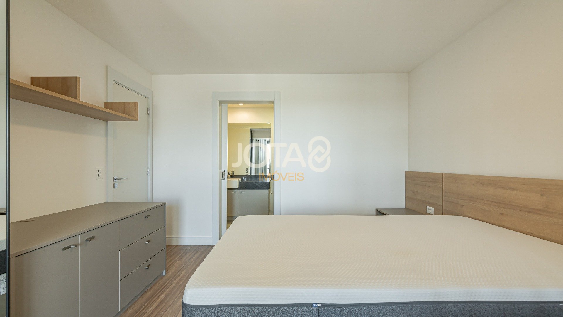 APARTAMENTO EM ANDAR ALTO COM 1 QUARTO NO DREAMS ECOVILLE