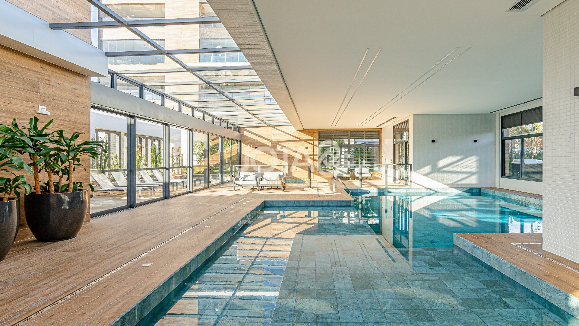 APARTAMENTO EM ANDAR ALTO COM 1 QUARTO NO DREAMS ECOVILLE