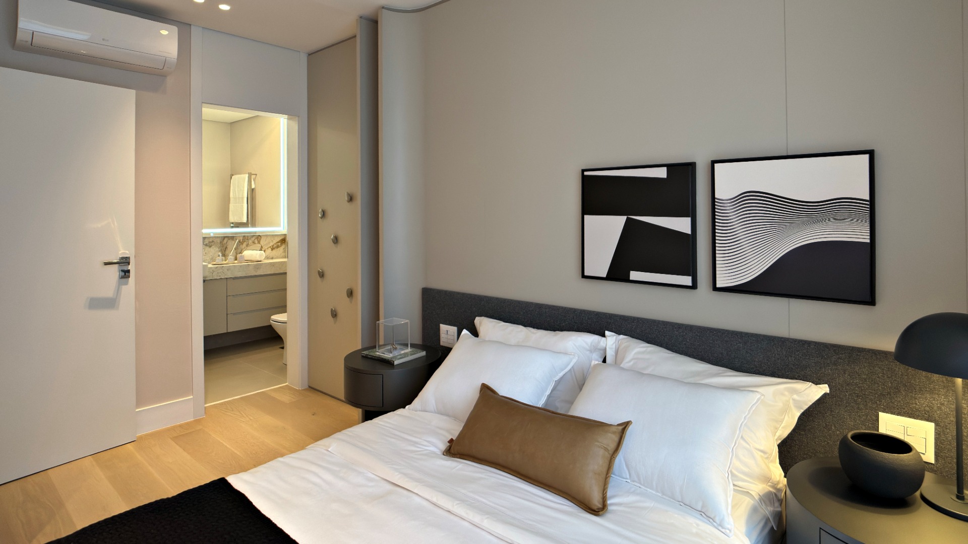 APARTAMENTO COM 3 SUÍTES E 3 VAGAS NO BATEL