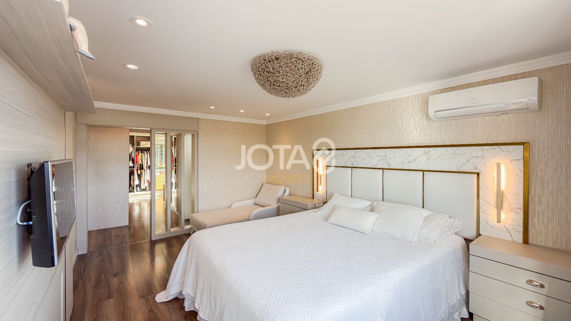 APARTAMENTO 02 SUITES COM FACE NORTE AO LADO DA PRACINHA DO BATEL