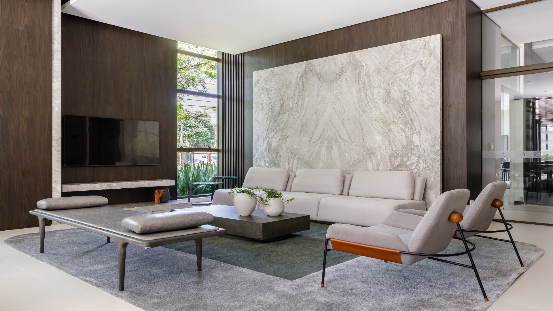 APARTAMENTO COM 3 SUÍTES NO BIGORRILHO