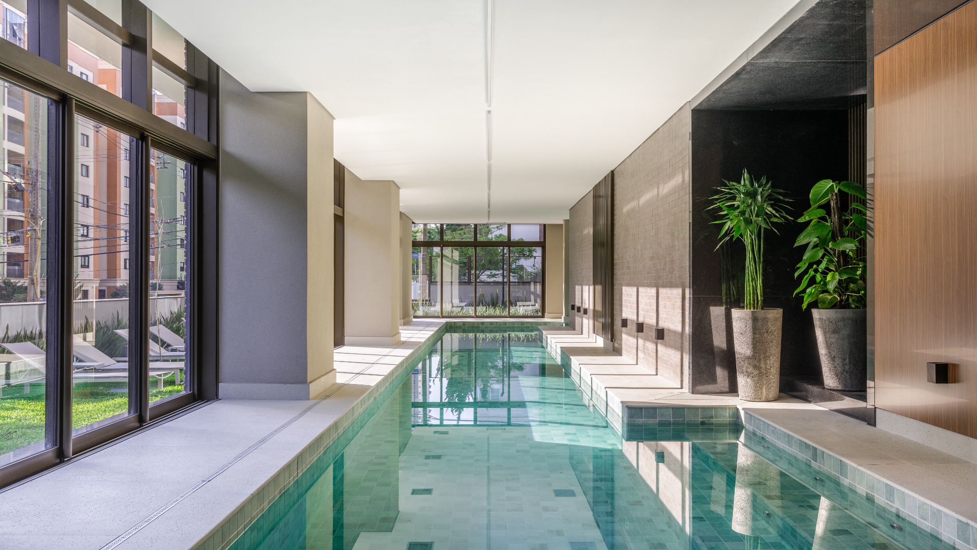 APARTAMENTO COM 3 SUÍTES NO BIGORRILHO