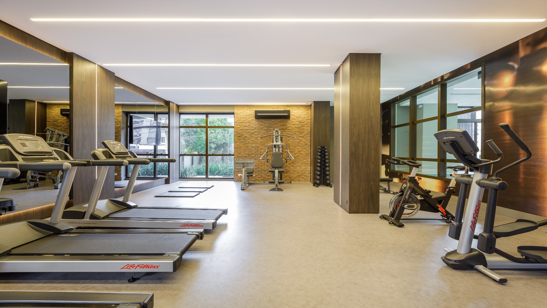 APARTAMENTO COM 3 SUÍTES NO BIGORRILHO