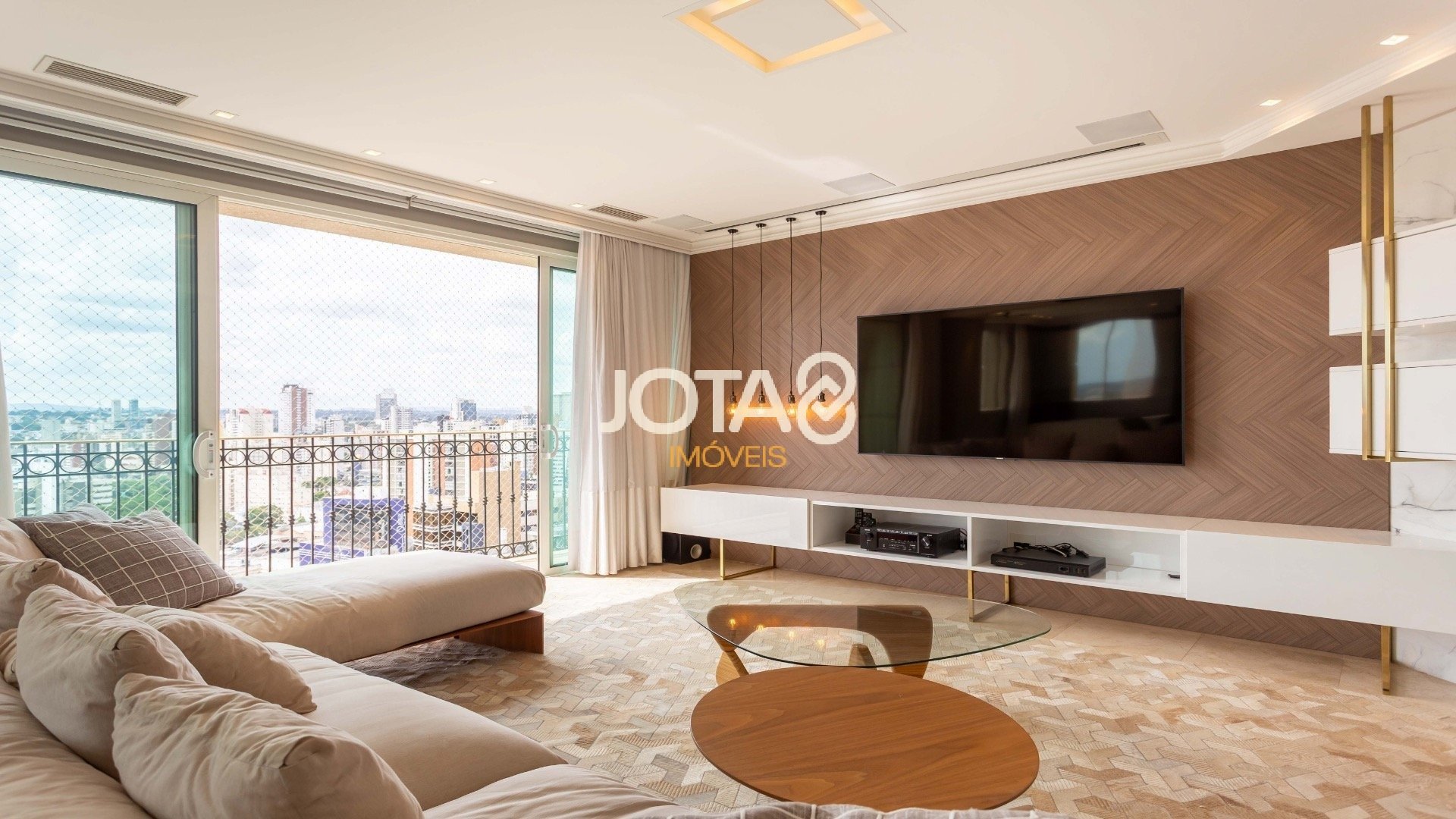 APARTAMENTO EM ANDAR ALTO COM 3 SUÍTES | CONSTRUÇÃO SAN REMO | BATEL