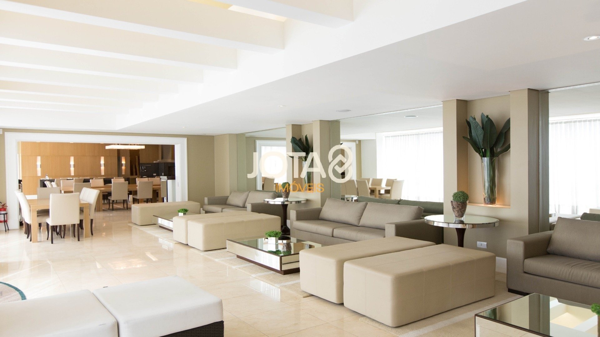 APARTAMENTO EM ANDAR ALTO COM 3 SUÍTES | CONSTRUÇÃO SAN REMO | BATEL