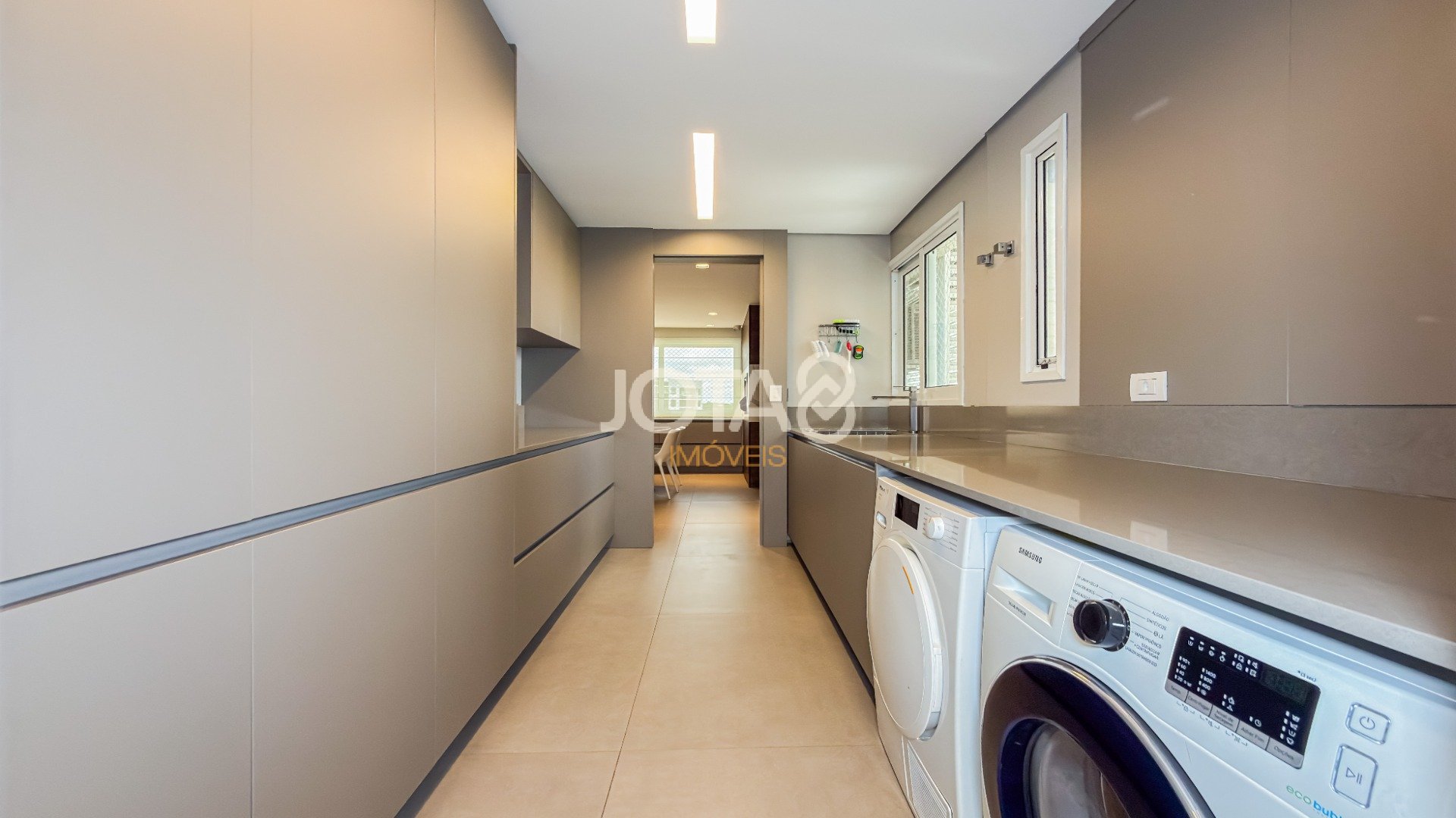 ECOVILLE | SOFISTICAÇÃO E TECNOLOGIA EM 372M² PRIVATIVOS