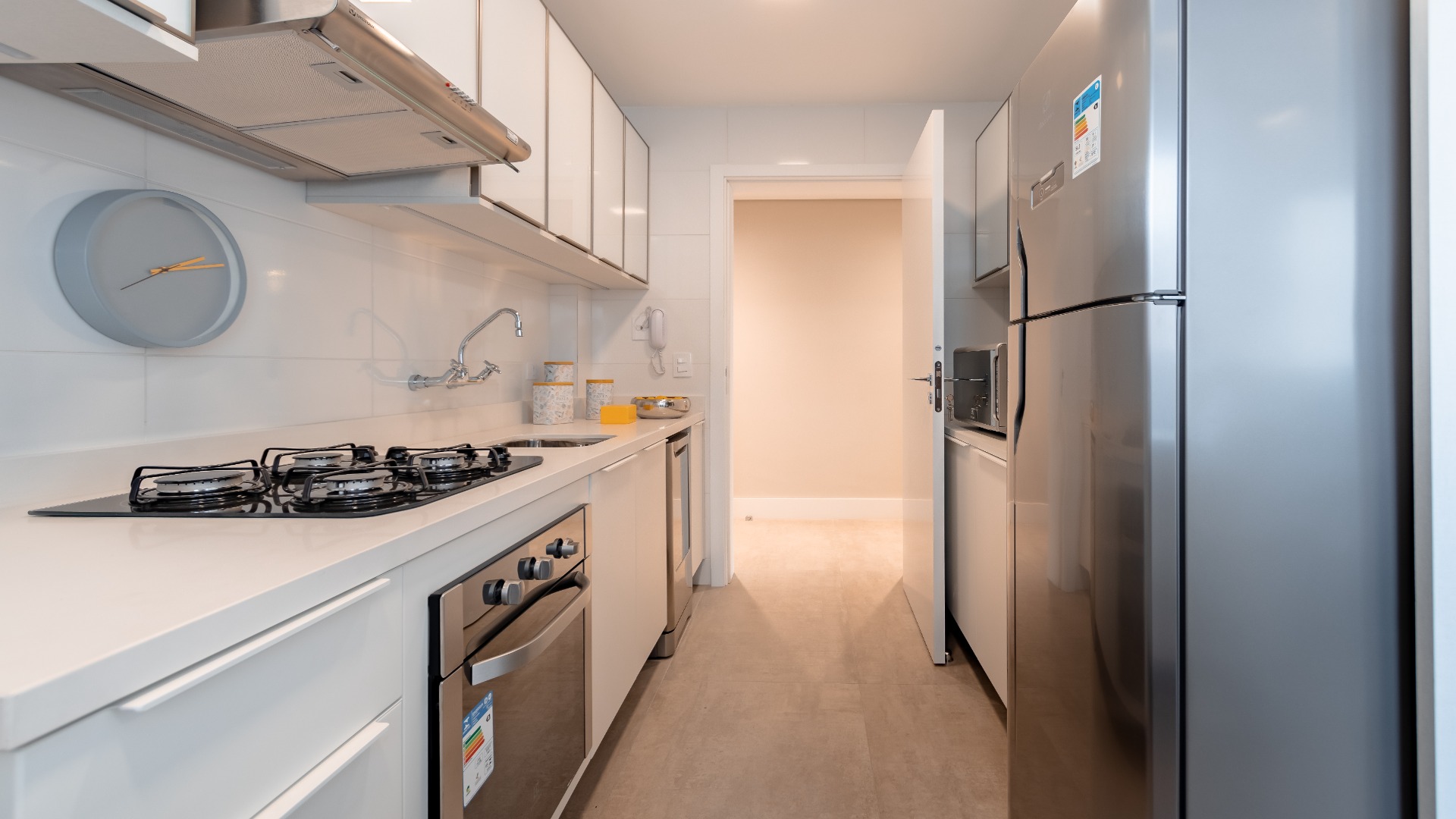 APARTAMENTO  COM 3 DORMITÓRIOS NO BATEL