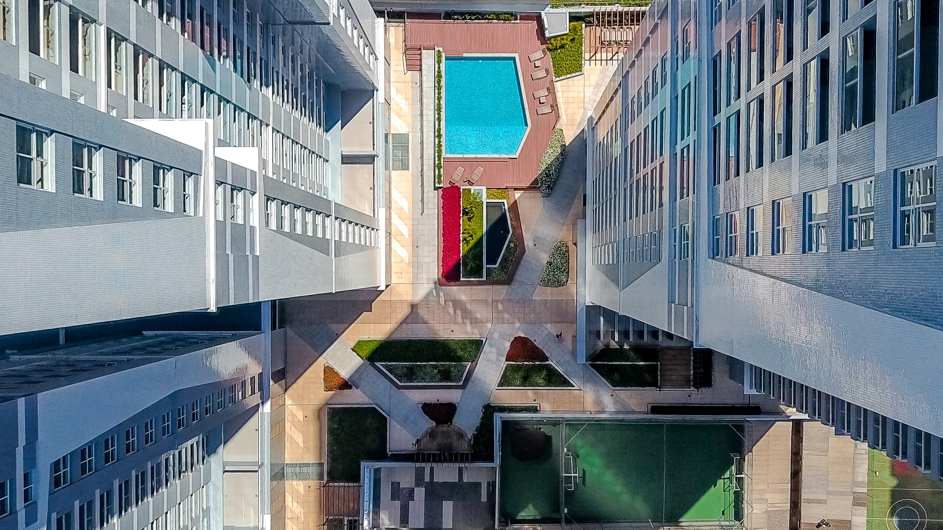 APARTAMENTO  COM 3 DORMITÓRIOS NO BATEL